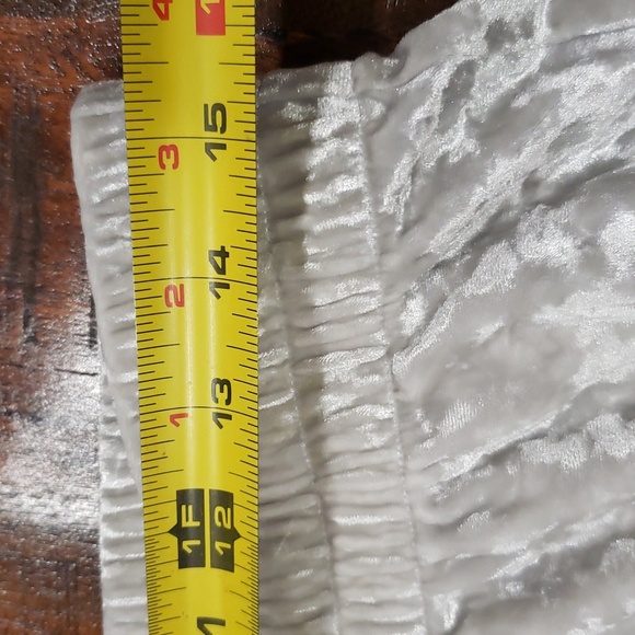 Victoria's Secret Crushed Velvet Super Soft joggers Size Medium - Picture 4 of 8